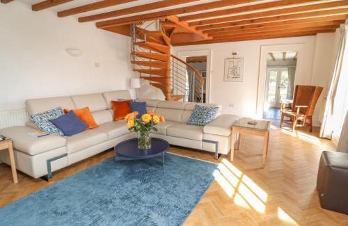 Carnon Downs House | Chygowlin House