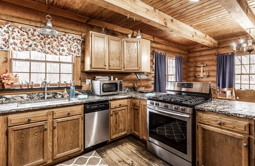Gnaw Bone Cabin | CIDER CABIN - Brown County's Finest Log Cabin