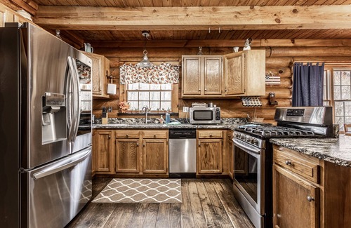 Gnaw Bone Cabin | CIDER CABIN - Brown County's Finest Log Cabin