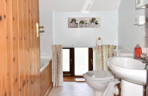 North Tamerton House | Cider Cottage - Uk11861