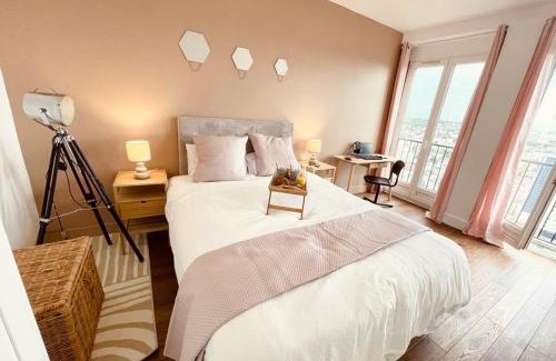Choisy-le-Roi Apartment | Ciel de Paris : Vue Tour Eiffel