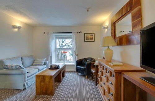 Tan-y-groes Apartment | Cilie Tresaith