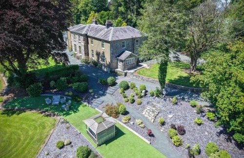 Narberth House | Cilrhiw Country House - Princes Gate