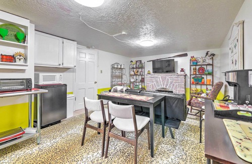 Silverton Apartment | Cincinnati Basement Unit ~ 10 Mi to Downtown!