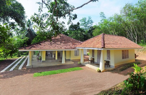 Ambalangoda Villa | Cinnamon Trails