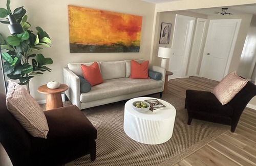 Pembroke House | Circle Retreat Lovely 2-bedroom house in Pembroke