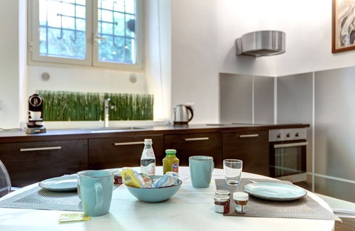 Ripa Apartment | Circo Massimo Events Apartment | Metro - Home and More