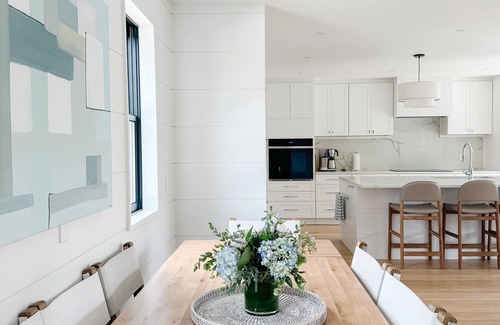 West of Town House | CISCO Modern 4 bedroom, 4 1/2 bath Spacious Family Home on Cisco Beach Bike Path