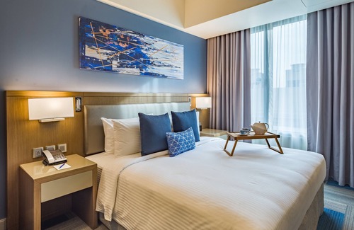 Barangay 76 Hotel | Citadines Bay City Manila