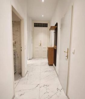 Altlerchenfeld Apartment | City Apartment (1km to the 1st District)
