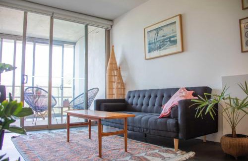 City West Apartment | City apartment with Mountain views NISHI - Hosted by CanStay