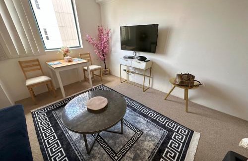 Haymarket Apartment | City at Your Doorstep