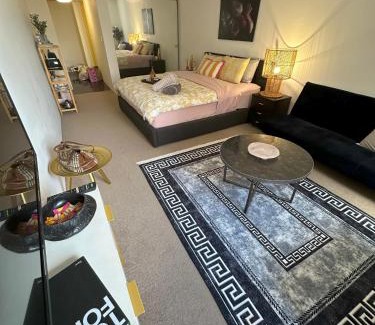 Haymarket Apartment | City at Your Doorstep