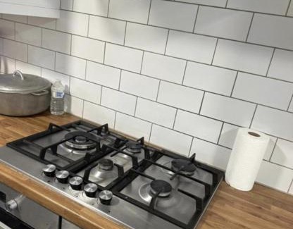 Corby Apartment | City breaks Corby Double ensuites with tv