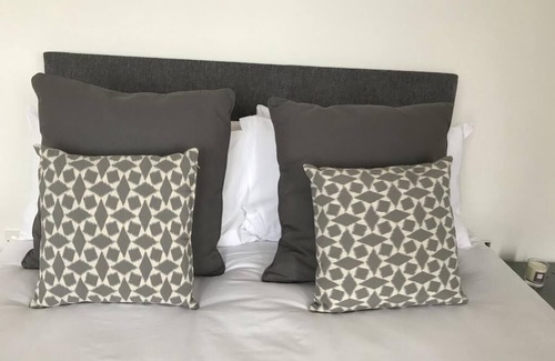 Swindon Apartment | City center apartment