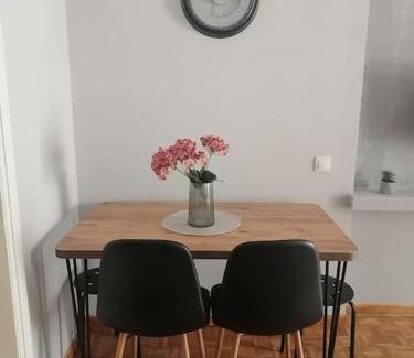 Serres Apartment | City Center Beauty