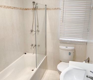 Armidale Apartment | City Center - Comfortable 2-Bedroom Apartment