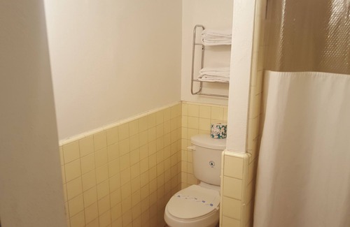 Westlake South Hotel | City Center Hotel