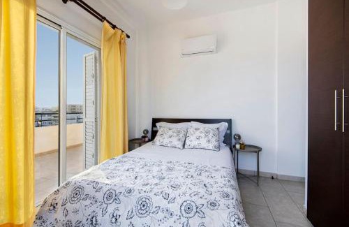 Larnaca City Centre Apartment | City Center Top Floor Big Balcony 2BR Close to the Beach