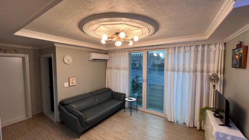 Dong-Gu Apartment | City Central & Cosy House