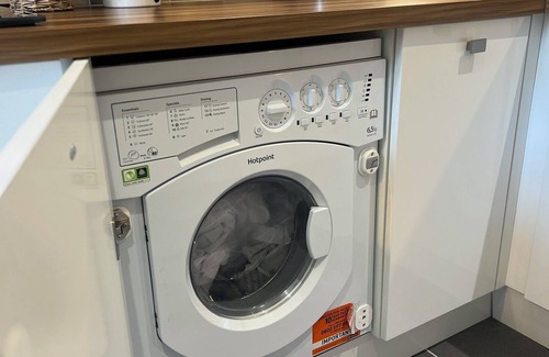 Hull Old Town Apartment | City Centre 1 Bed Sleeps 4 H5