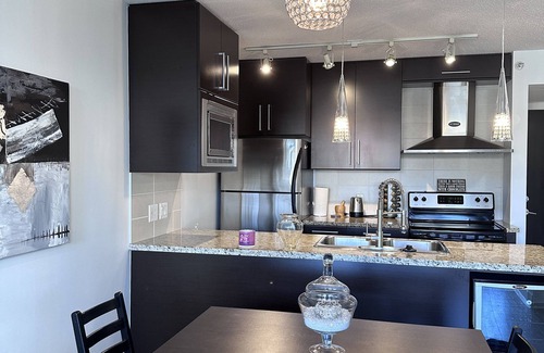 Crosstown Apartment | City Centre Apartment close to music venues & attractions