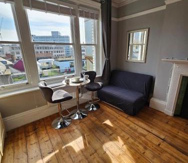 Bristol Old City Apartment | City Centre Location on Corn Street studio