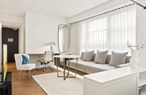 Darlinghurst Apartment | City Centre Studio by Hyde Park