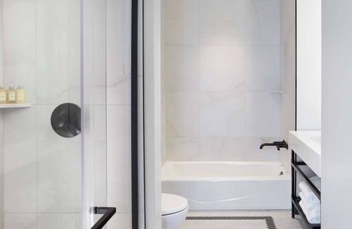 Theater District Hotel | City Charm in San Francisco! Pets Allowed, Steps to Marshall Beach!