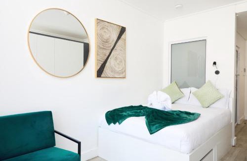 Cape Town City Centre Apartment | City Club at 1 on Albert Building
