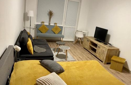 Juh Apartment | City Ela Center