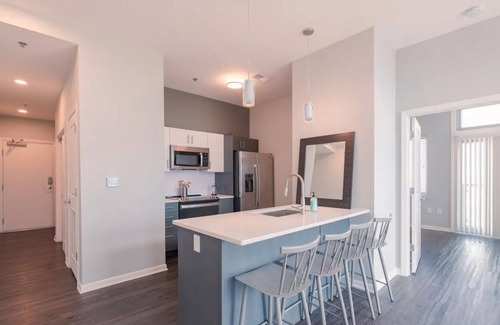 Gladstone Apartment | City Escape - 1BR Loft 1.7 Miles - Downtown