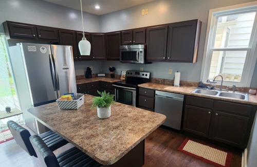Near Northside House | City Escape in Indy’s New North SidenGreat for Traveling Nurses