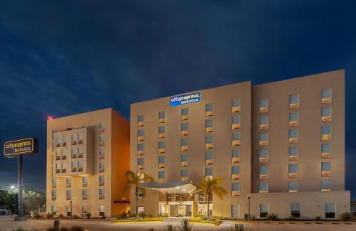 Celaya Hotel | City Express by Marriott Celaya Galerias