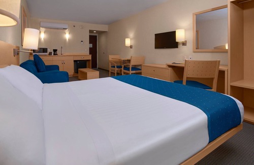 Culiacan Hotel | City Express by Marriott Culiacán