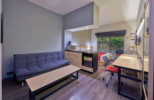 Saltillo Hotel | City Express by Marriott Saltillo Norte