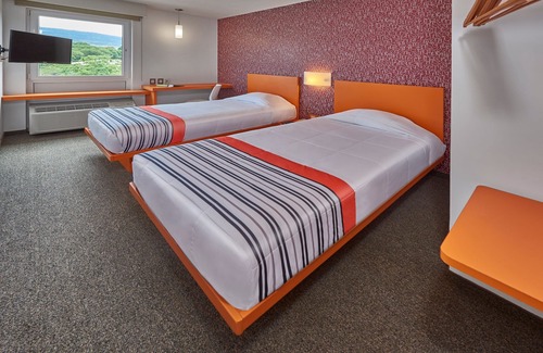 Tuxtla Gutierrez Hotel | City Express Junior by Marriott Tuxtla Gutiérrez Poliforum