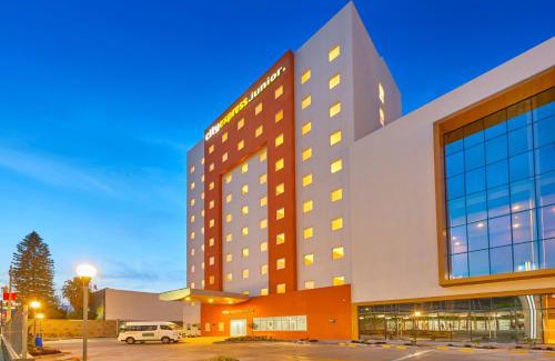 Leon Hotel | City Express Junior by Marriott Leon Centro de Convenciones