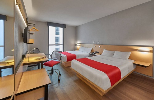Tlalnepantla de Baz Hotel | City Express Plus by Marriott Ciudad de México Mundo E