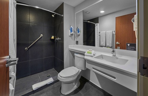Tlalnepantla de Baz Hotel | City Express Plus by Marriott Ciudad de México Mundo E