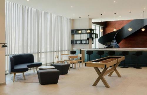 Monterrey Centro Hotel | City Express Plus by Marriott Monterrey Centro