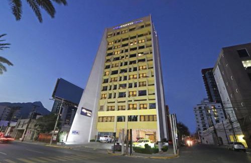 San Jeronimo Hotel | City Express Plus by Marriott Monterrey Galerías
