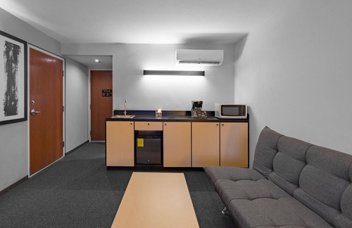 Zona Expo Hotel | City Express Plus by Marriott Guadalajara Expo