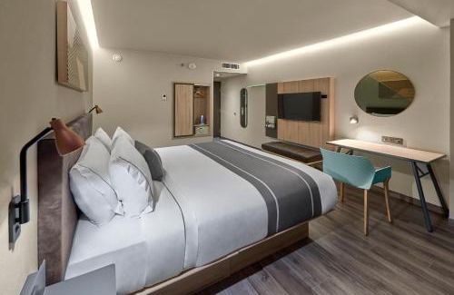 Benito Juarez Hotel | City Express Plus by Marriott Cancun Aeropuerto Riviera