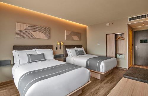 San Luis Potosi Hotel | City Express Plus by Marriott San Luis Potosi
