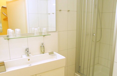 Gleimviertel House | City Guesthouse Pension Berlin