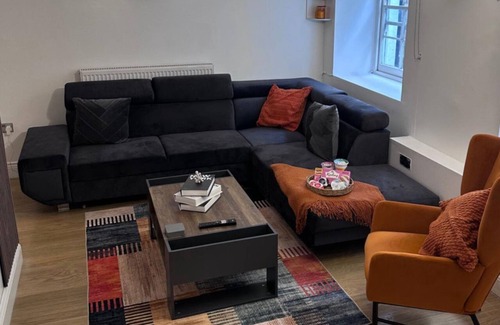 Woolwich Riverside Apartment | City Haven-Modern 2 Bedroom Apartment in London