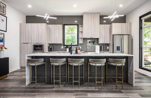 Peoplestown House | City In The Forest - 5BD/5BA - 3 Blocks from Southside Beltline near Summerhill