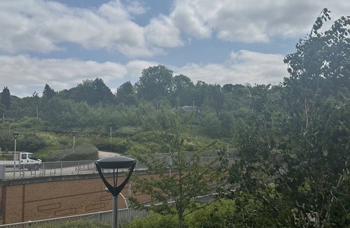 Coulsdon West Apartment | City Living, Country Visions!