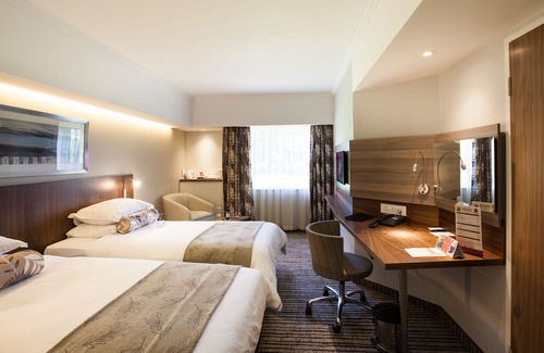 Mowbray Hotel | City Lodge Pinelands